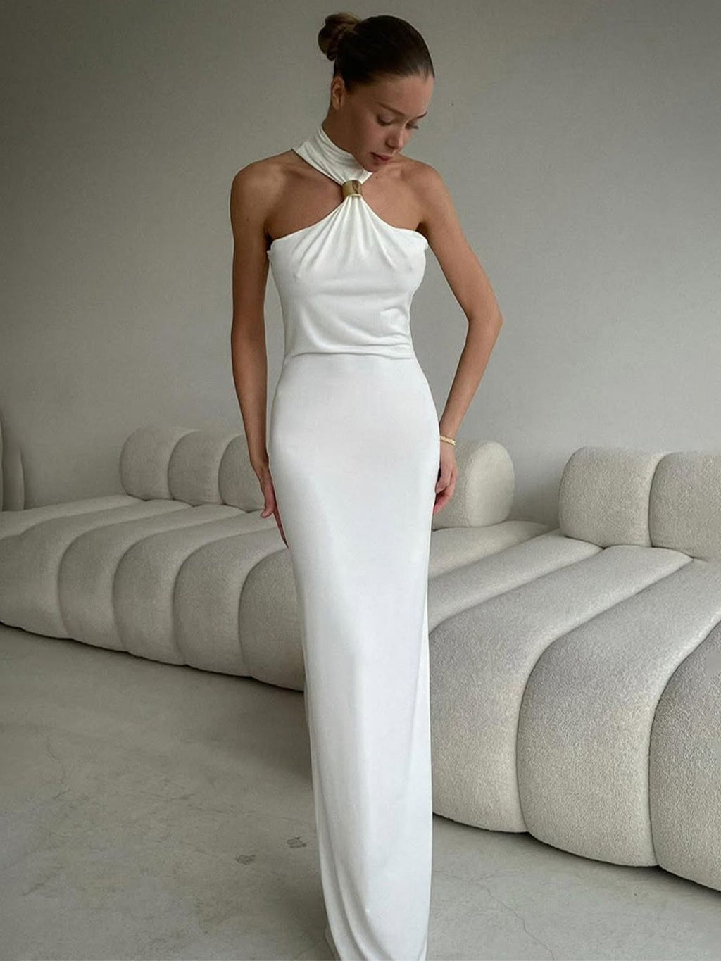 Vivian White Bodycon Sleeveless Maxi Dress