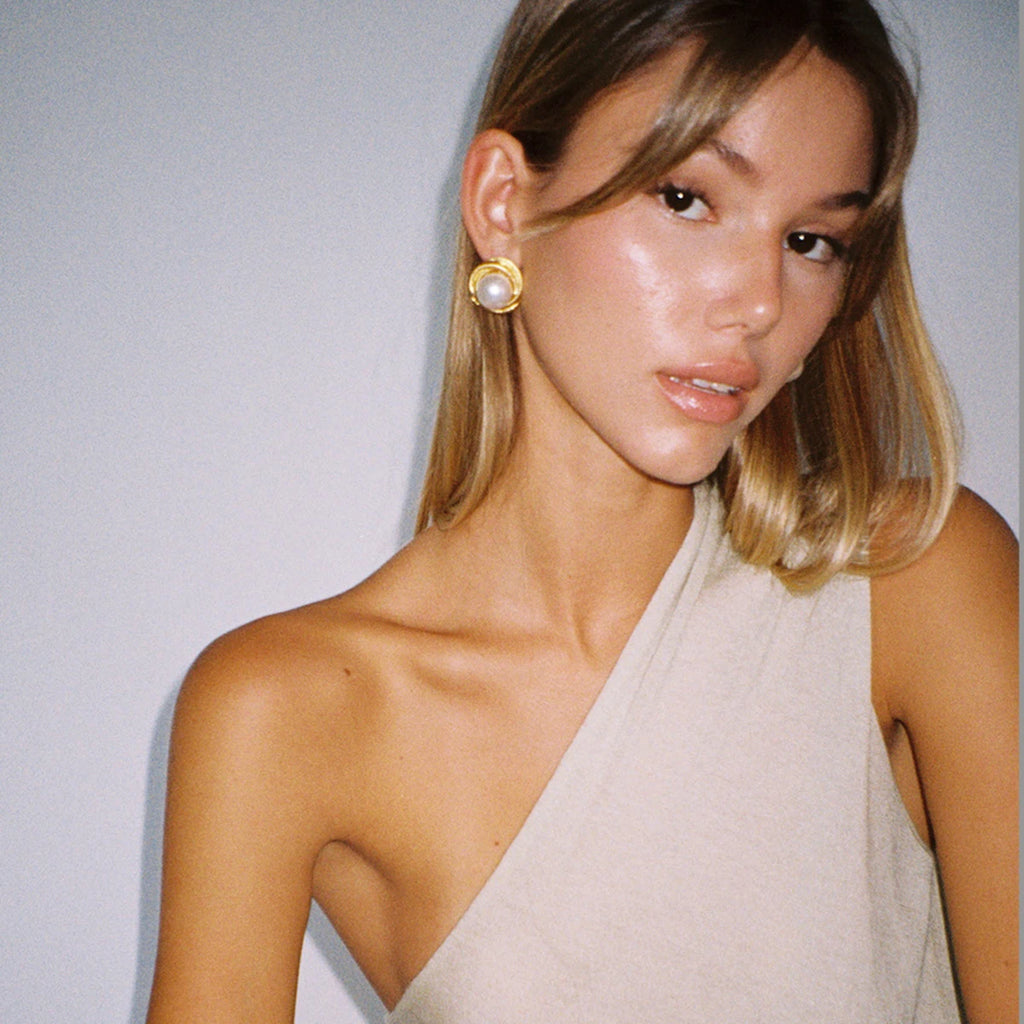Royal Gold Pearl Earrings