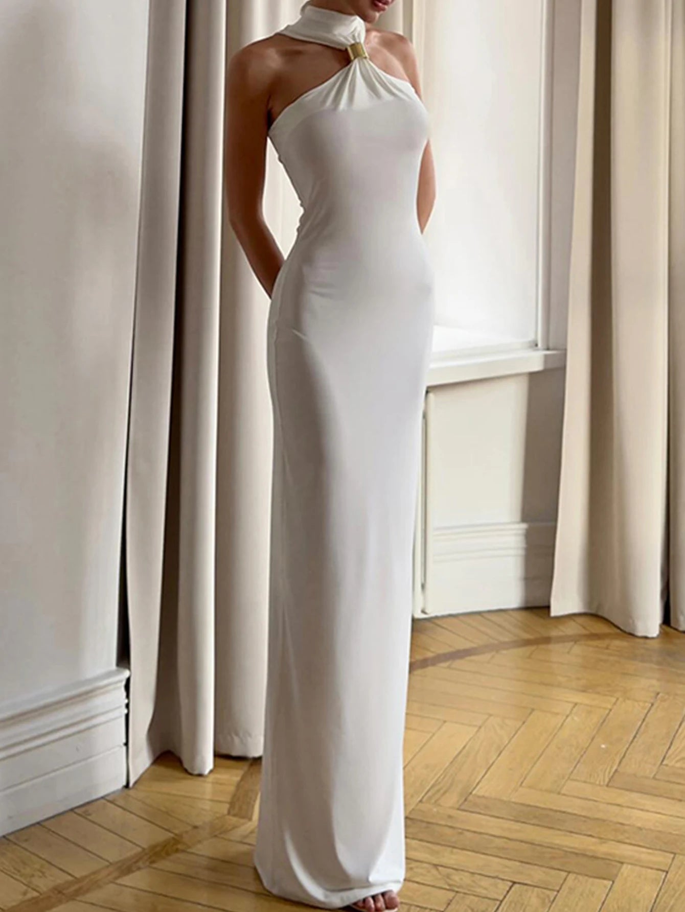 Vivian White Bodycon Sleeveless Maxi Dress