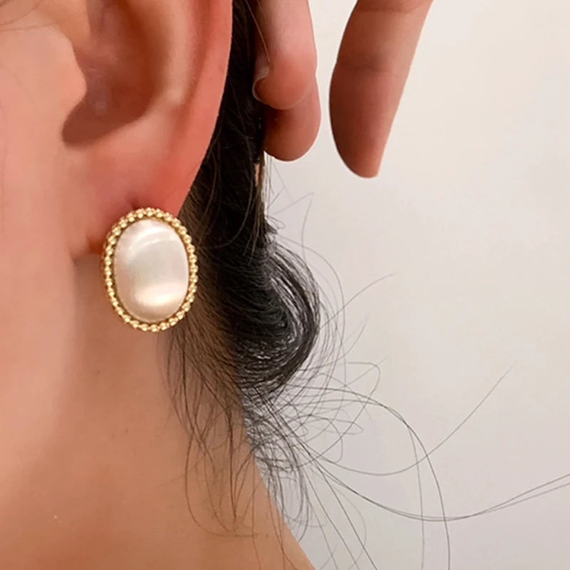 Silent Confession Gold-Trim Pearl Earrings
