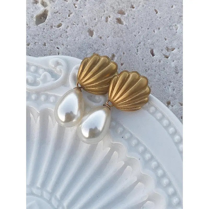 Matte Gold Seashell Earrings