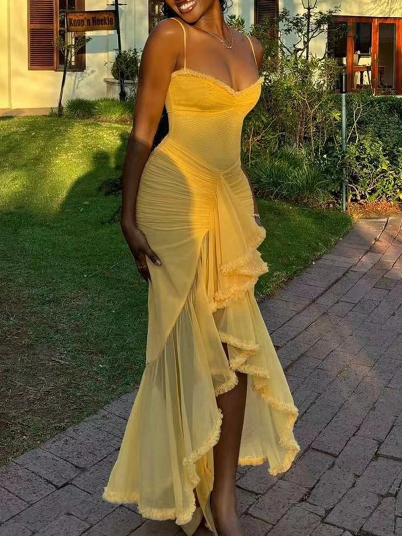 Molly Elegant Yellow Maxi Dress