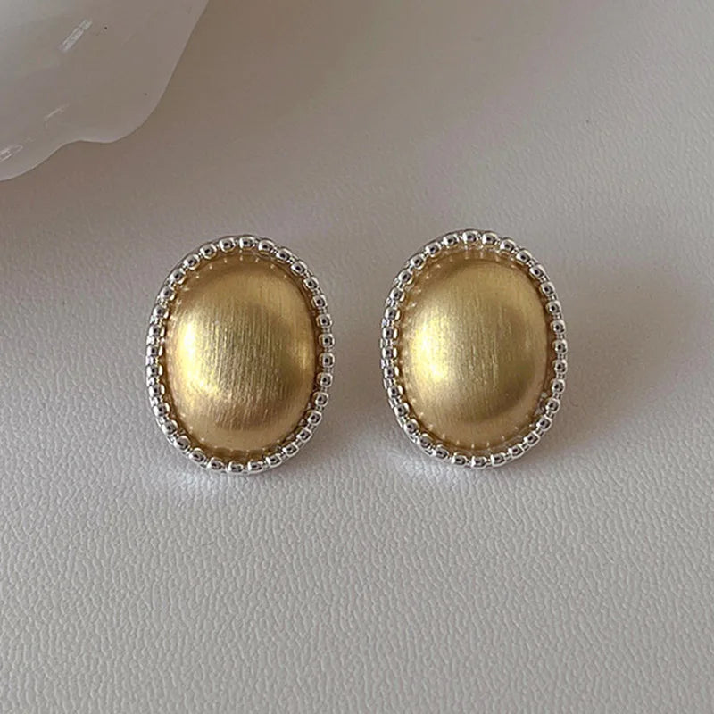 Silent Confession Silver-Trim Pearl Earrings