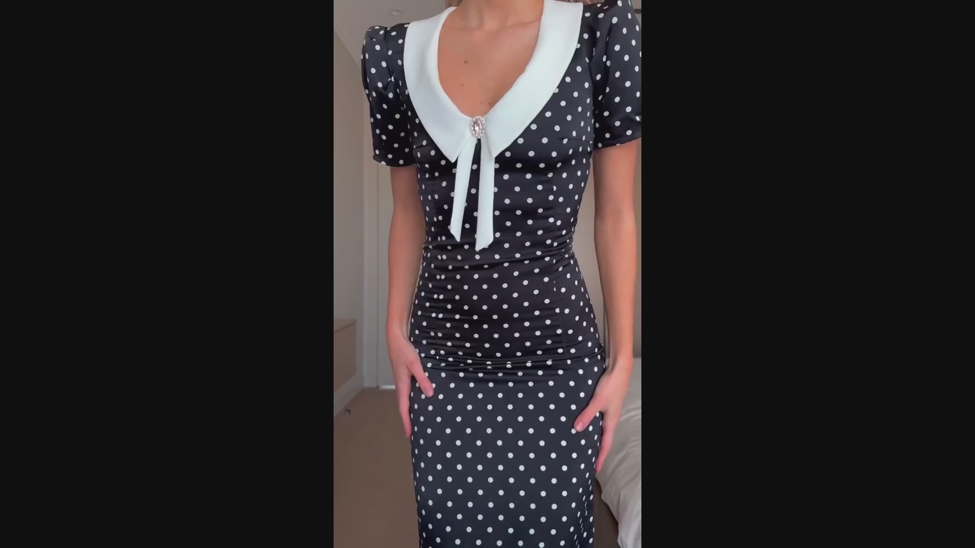 Odette Black Contrast Collar Midi Dress